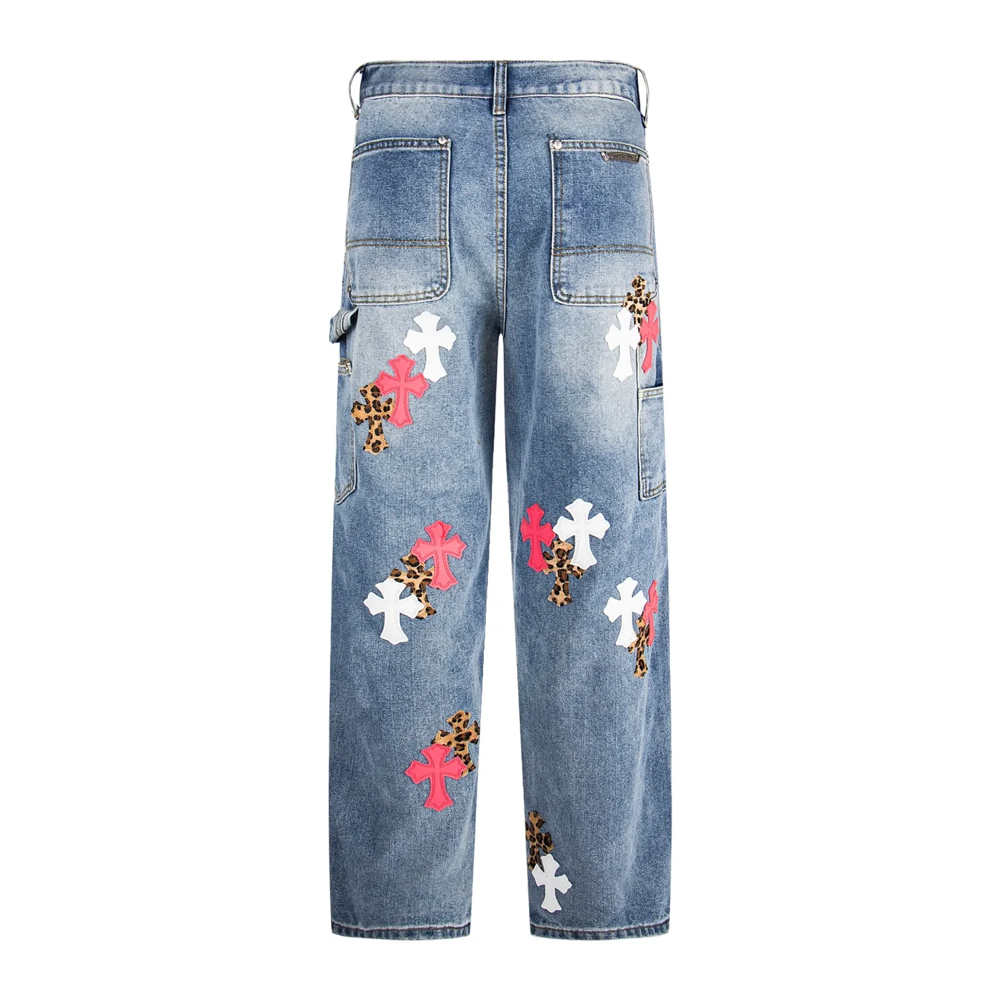 P260 Chrome Hearts | Chrome Hearts CH Chrome Hearts blue and white multi-color leather-splashed denim American work trousers. Full set of hardware molding. Hand-made tassels on the hem with frayed and damaged design. White genuine leather and then patching. Genuine Levi's jeans base plate. Disassembled and spliced. Heavy industrial washing. The upper body is stylish and handsome. The brand recognition is very clear, which greatly highlights the overall sense of style. The overall craftsmanship is impeccable. A pair of trousers. Same style for men and women. Style number: 1732# Size: 28 30 32 34 36